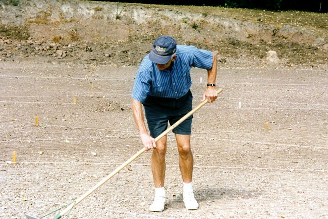 9 Untitled-Scanned-17_edited-1.jpg - Peter - a dedicated raker extraordinaire.